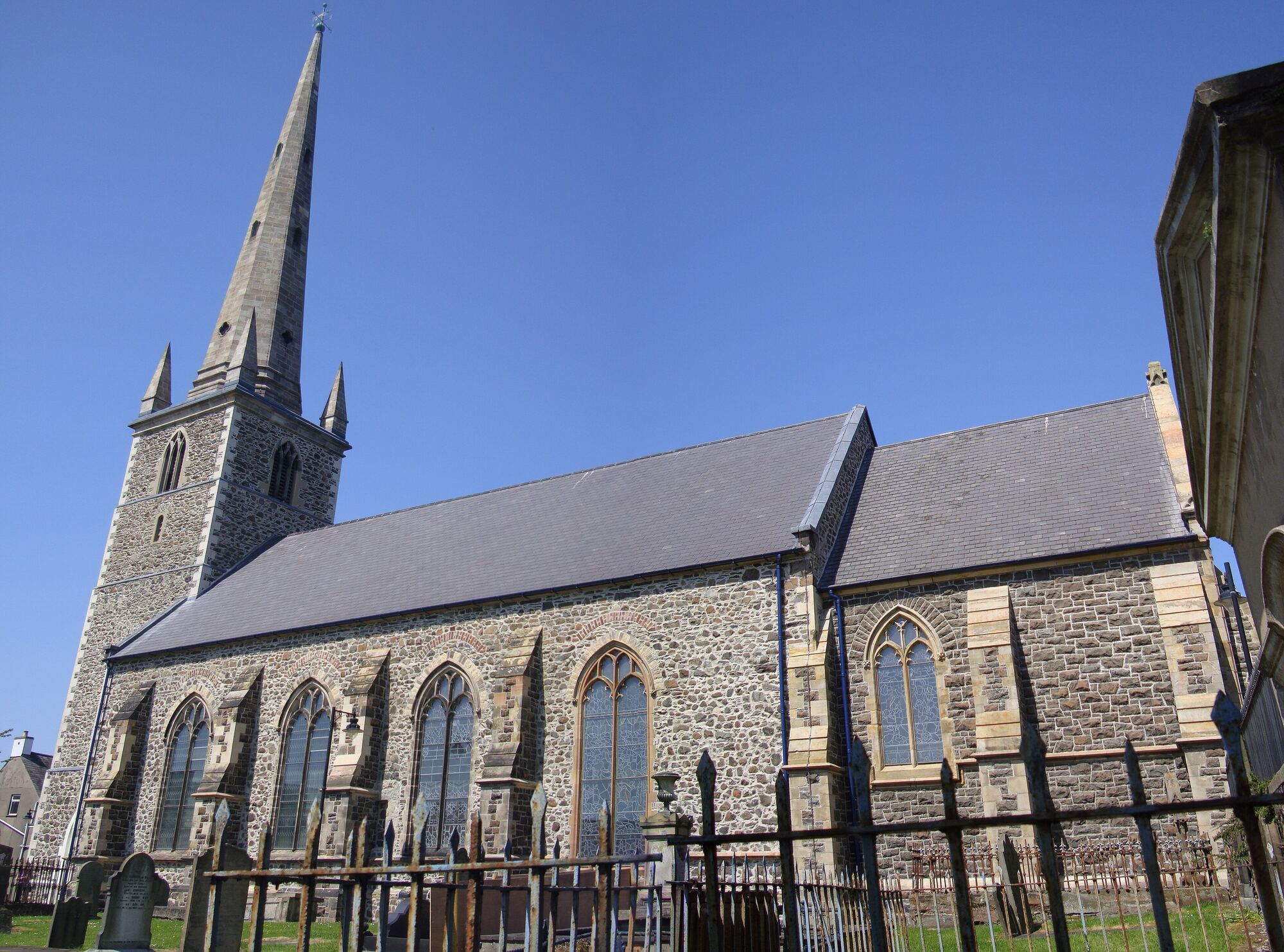 Christ Church Cathedral, Lisburn, under a clear blue sky